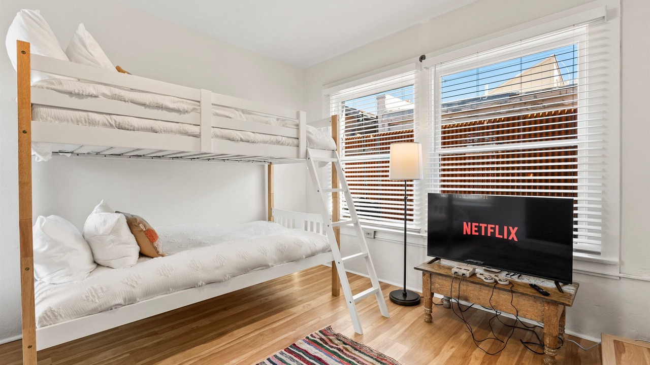Photo of Bedroom in West University