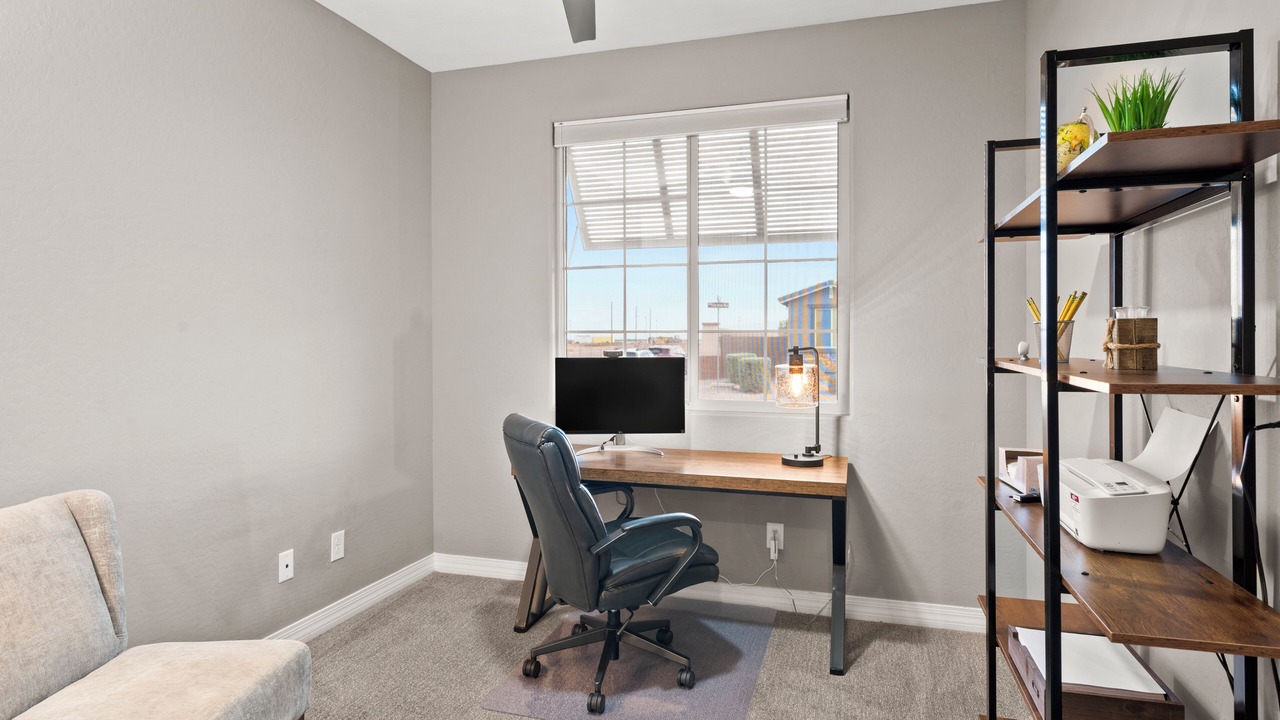 Photo of Livingroom in Maricopa