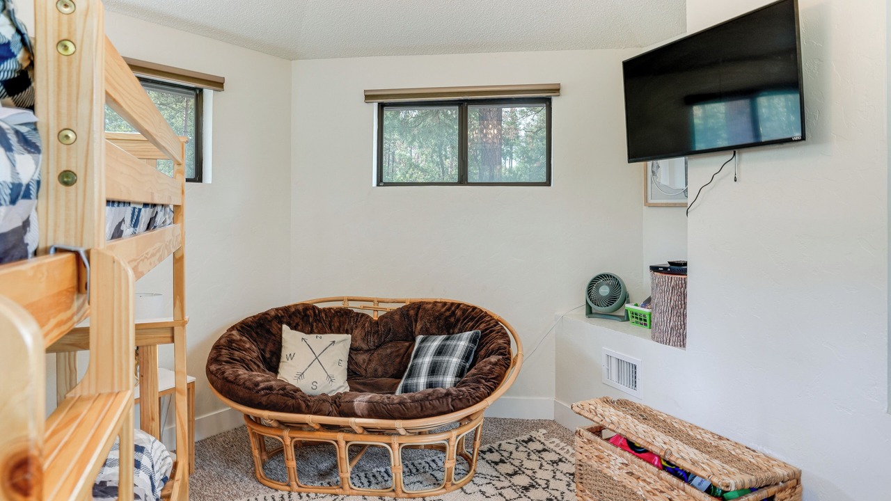 Photo of Livingroom in Iron Springs