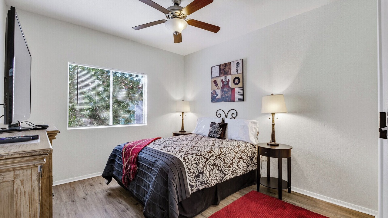 Photo of Bedroom in Central Scottsdale