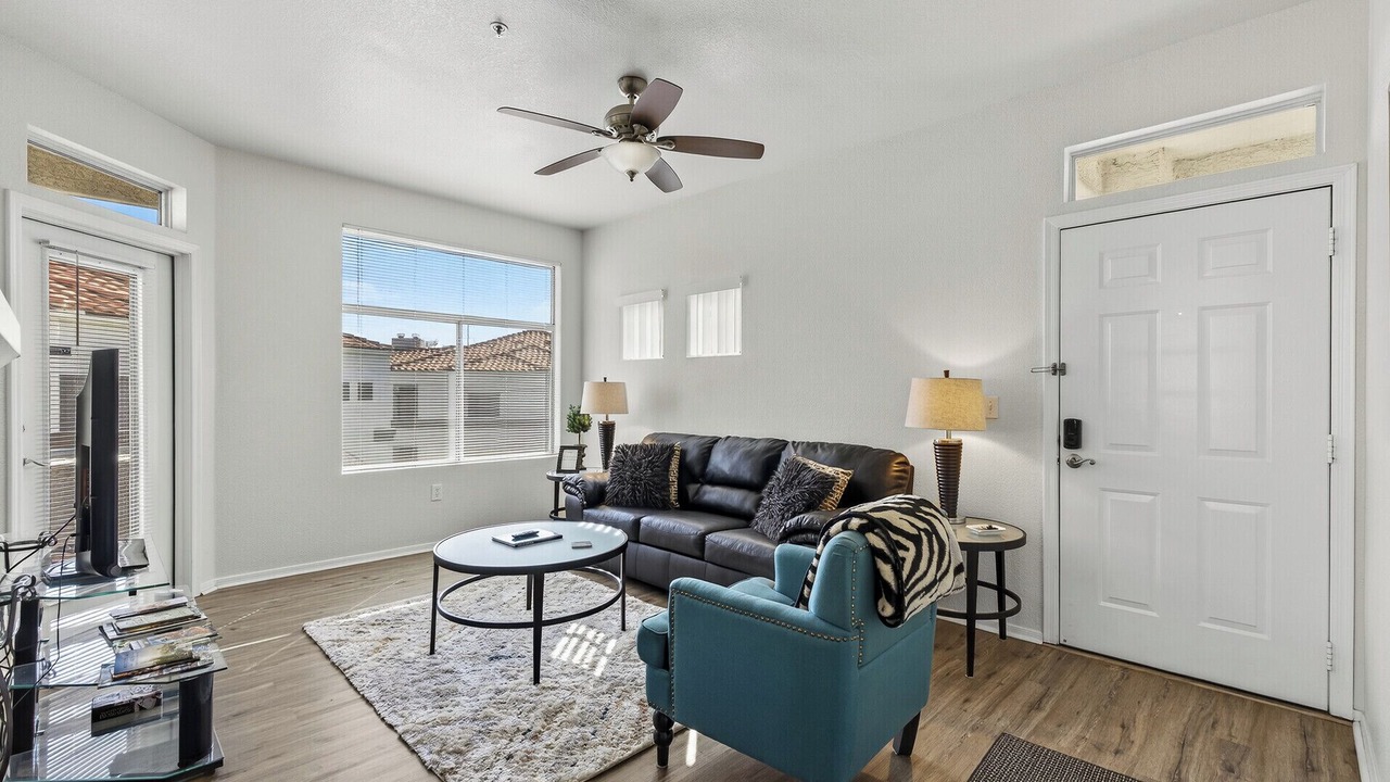 Photo of Livingroom in Central Scottsdale