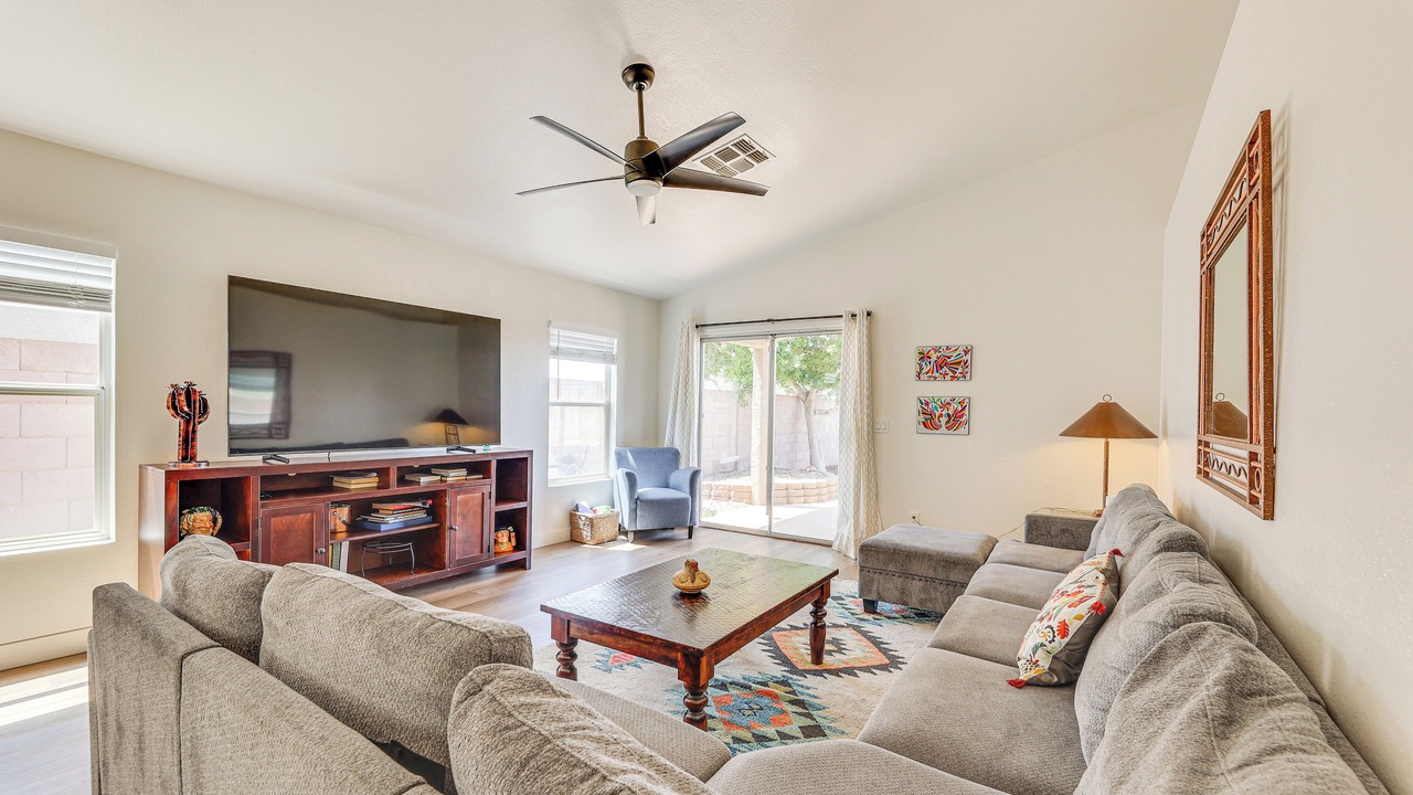 Photo of Livingroom in Parkwood Ranch