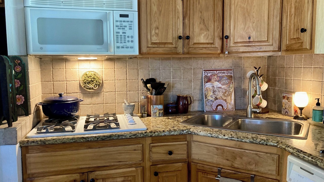 Photo of Kitchen in Rosemont West