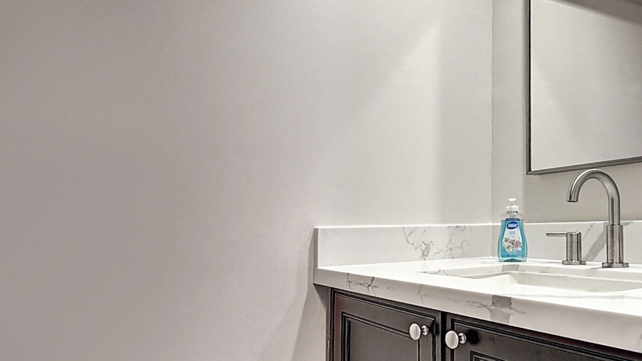 Photo of Bathroom in Fashion Square