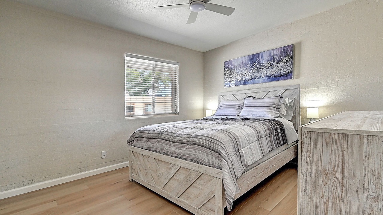 Photo of Bedroom in Fashion Square