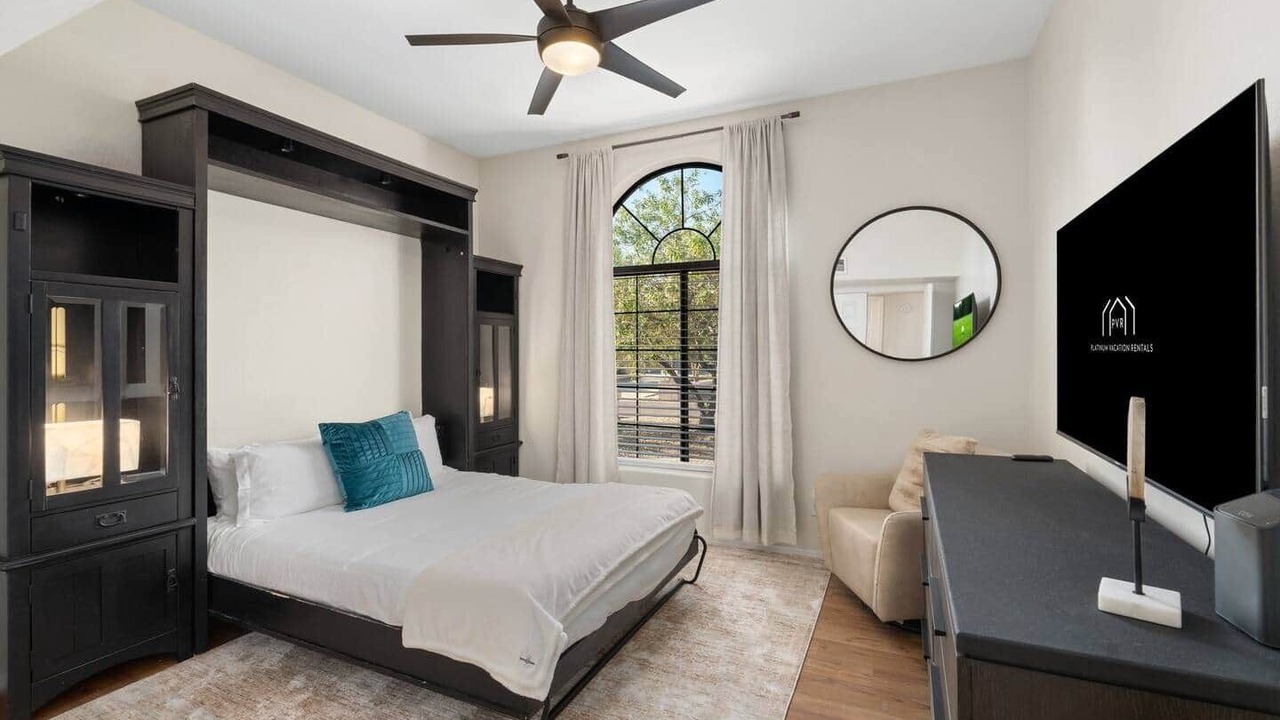 Photo of Bedroom in Glendale