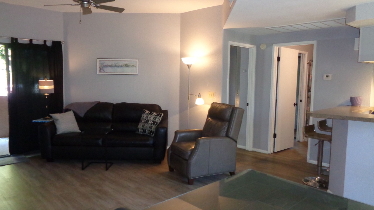 Photo of Livingroom in Camelback East