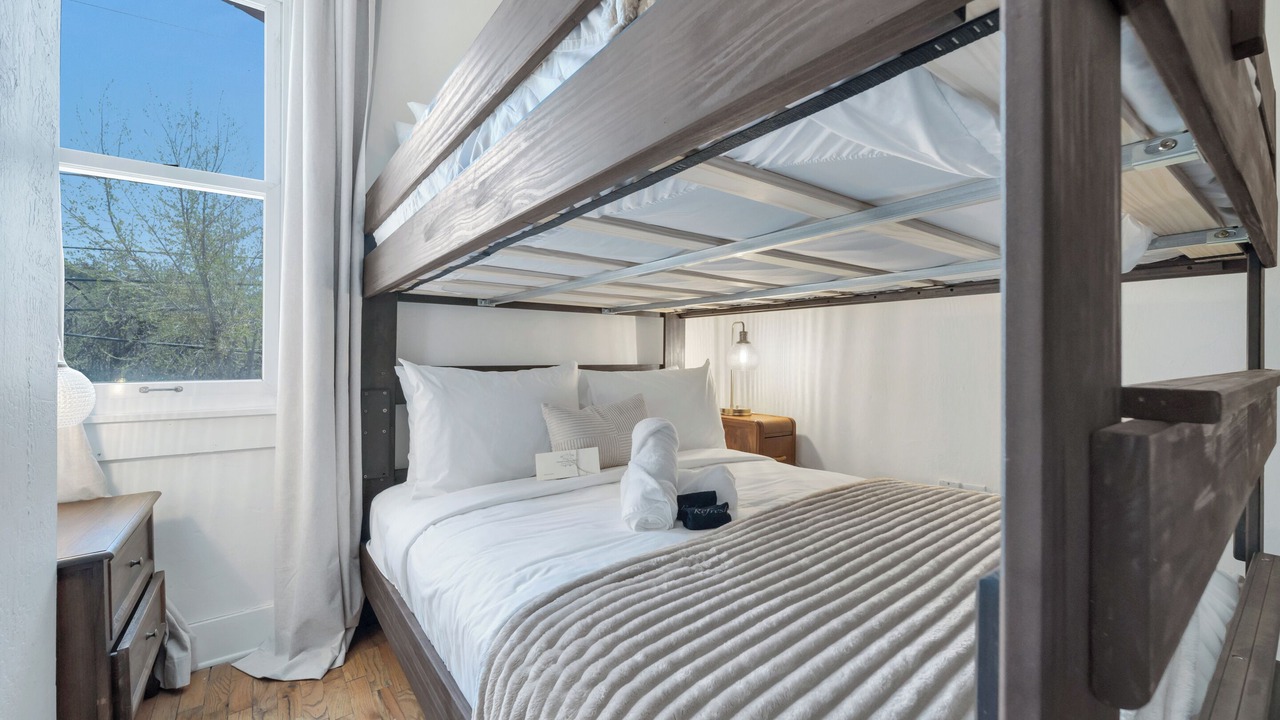Photo of Bedroom in Williams