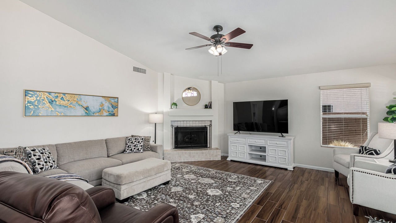 Photo of Livingroom in Arrowhead Ranch
