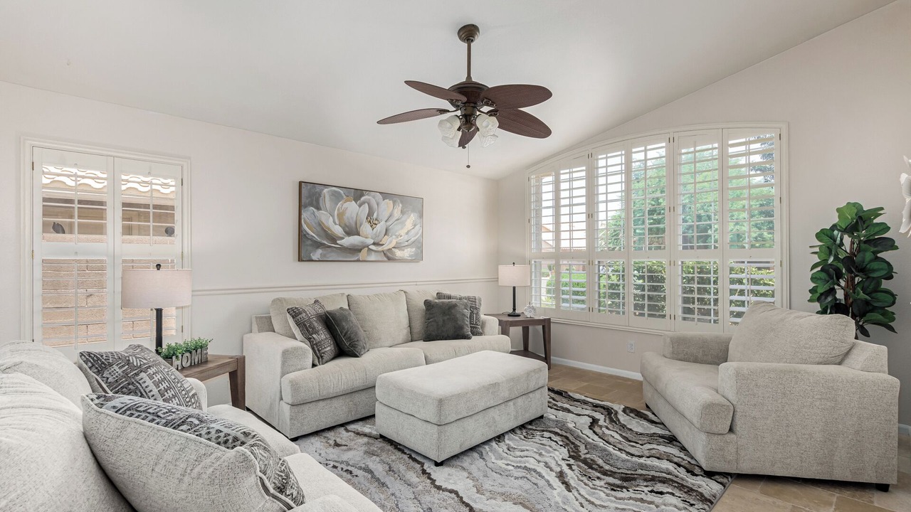 Photo of Livingroom in Arrowhead Ranch