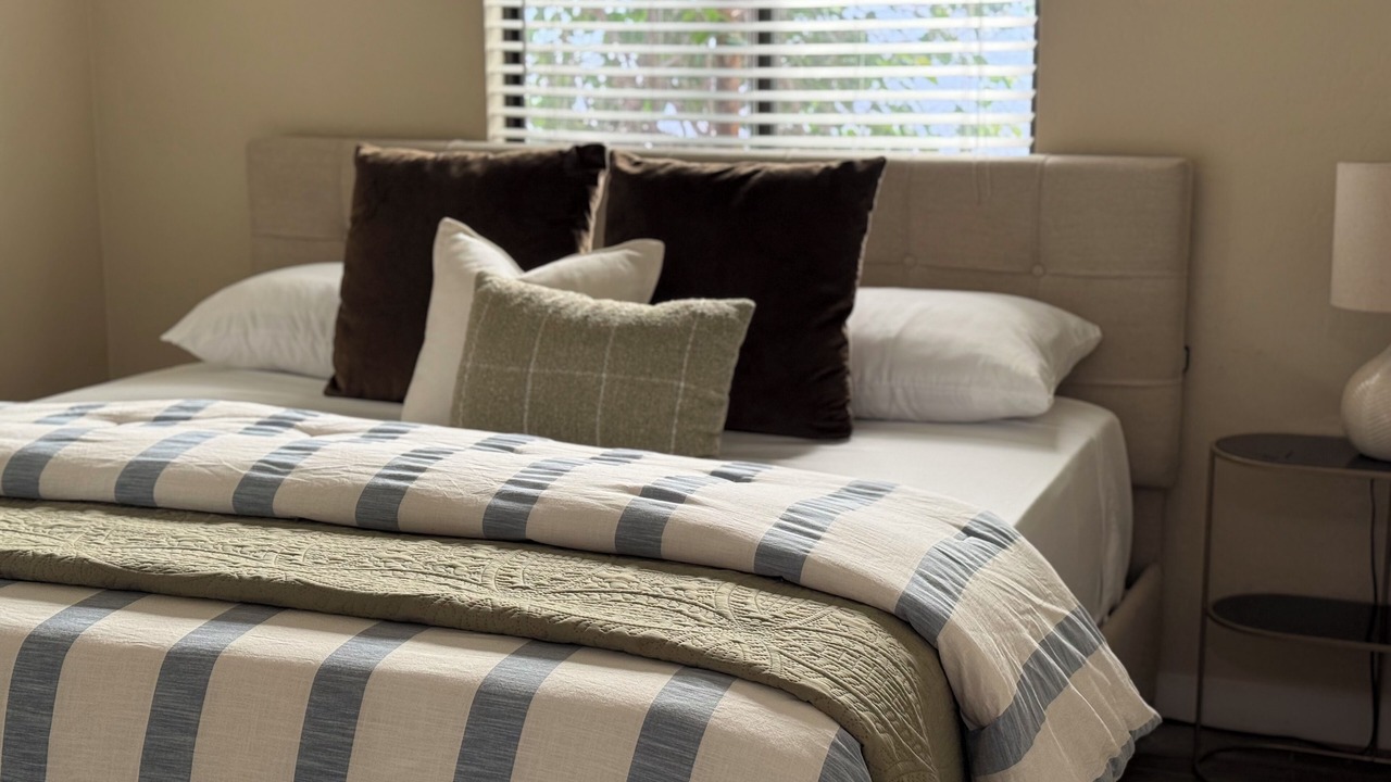 Photo of Bedroom in South Mountain