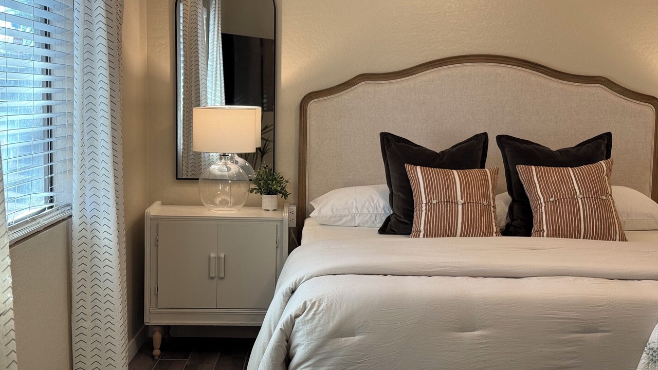 Photo of Bedroom in South Mountain