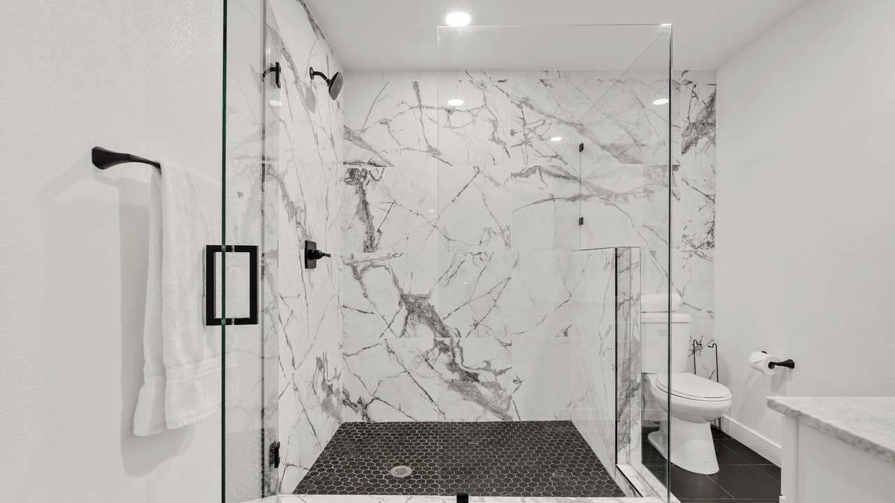 Photo of Bathroom in Village Grove