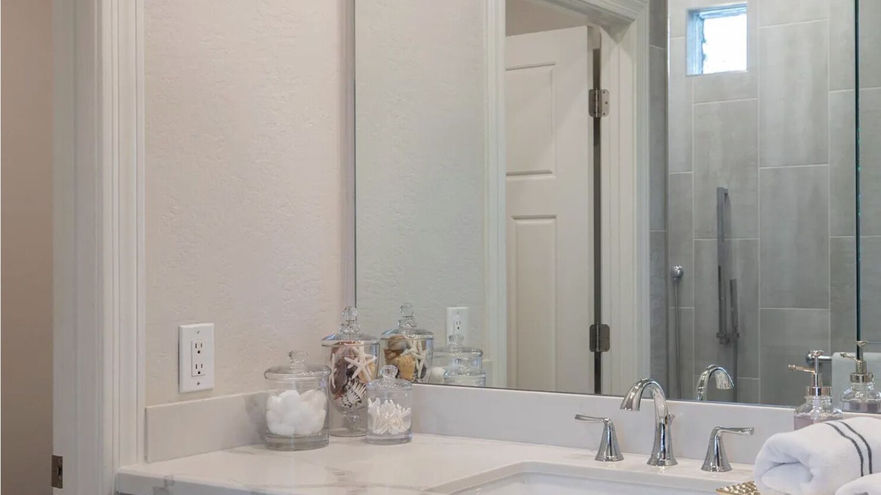 Photo of Bathroom in Willo