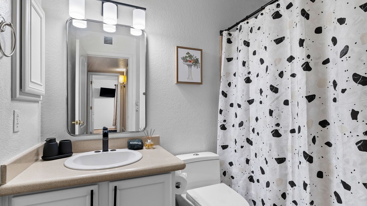 Photo of Bathroom in Arrowhead Lakes