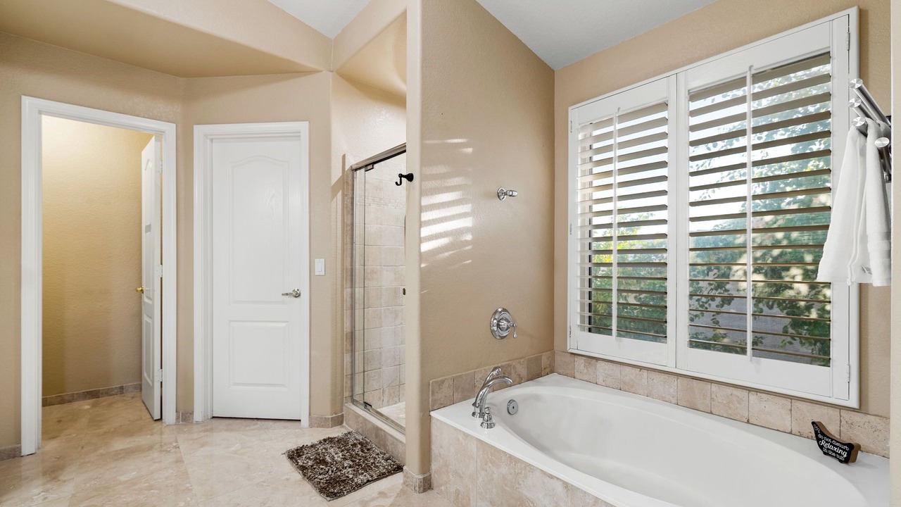 Photo of Bathroom in Arrowhead Lakes