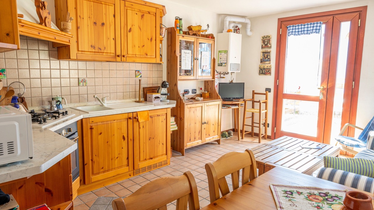 Photo of Kitchen in Villa Dalegno