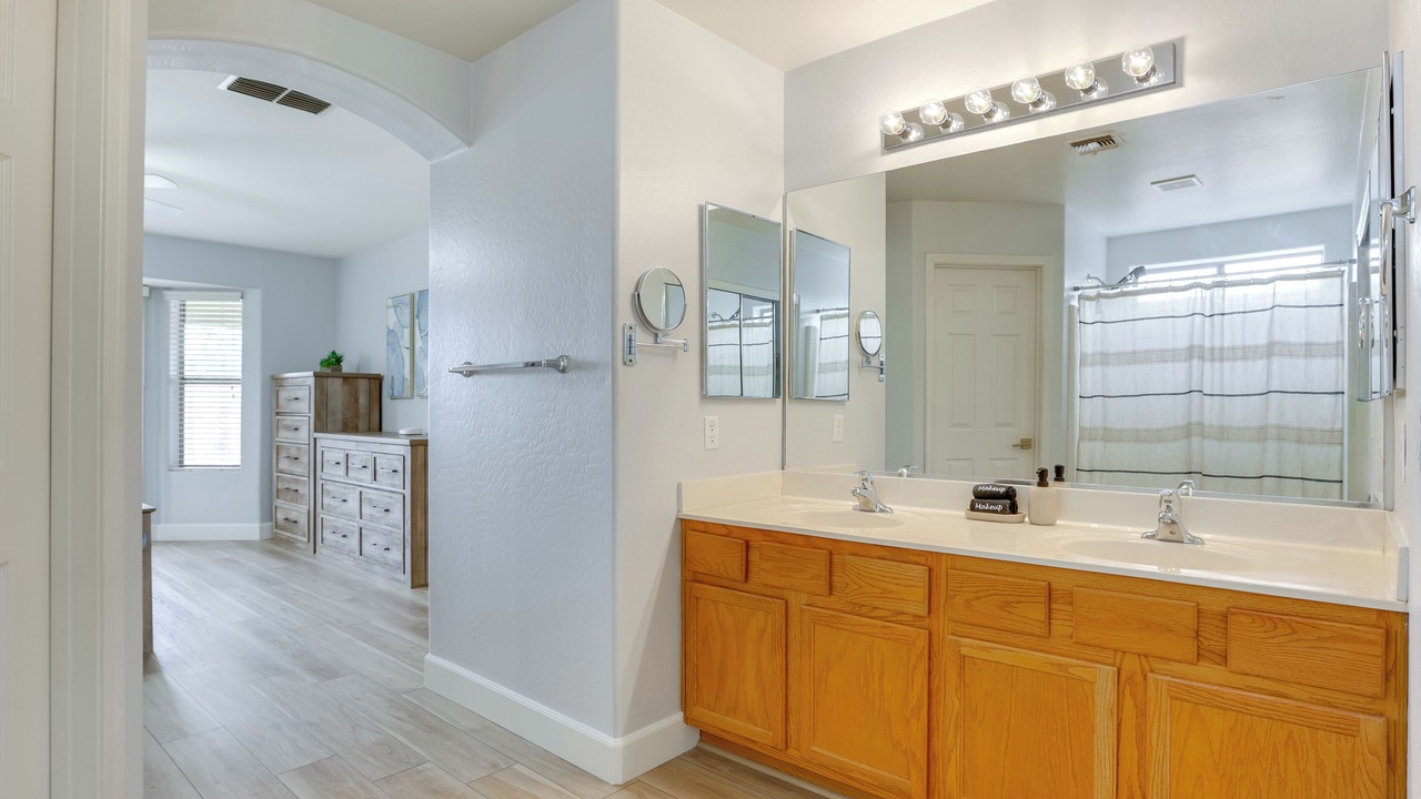 Photo of Bathroom in Mountain Vista Ranch