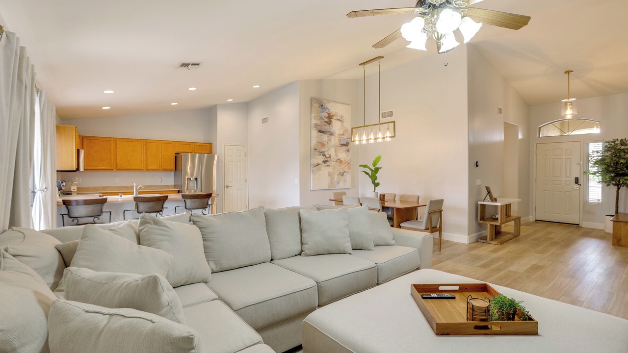 Photo of Livingroom in Mountain Vista Ranch
