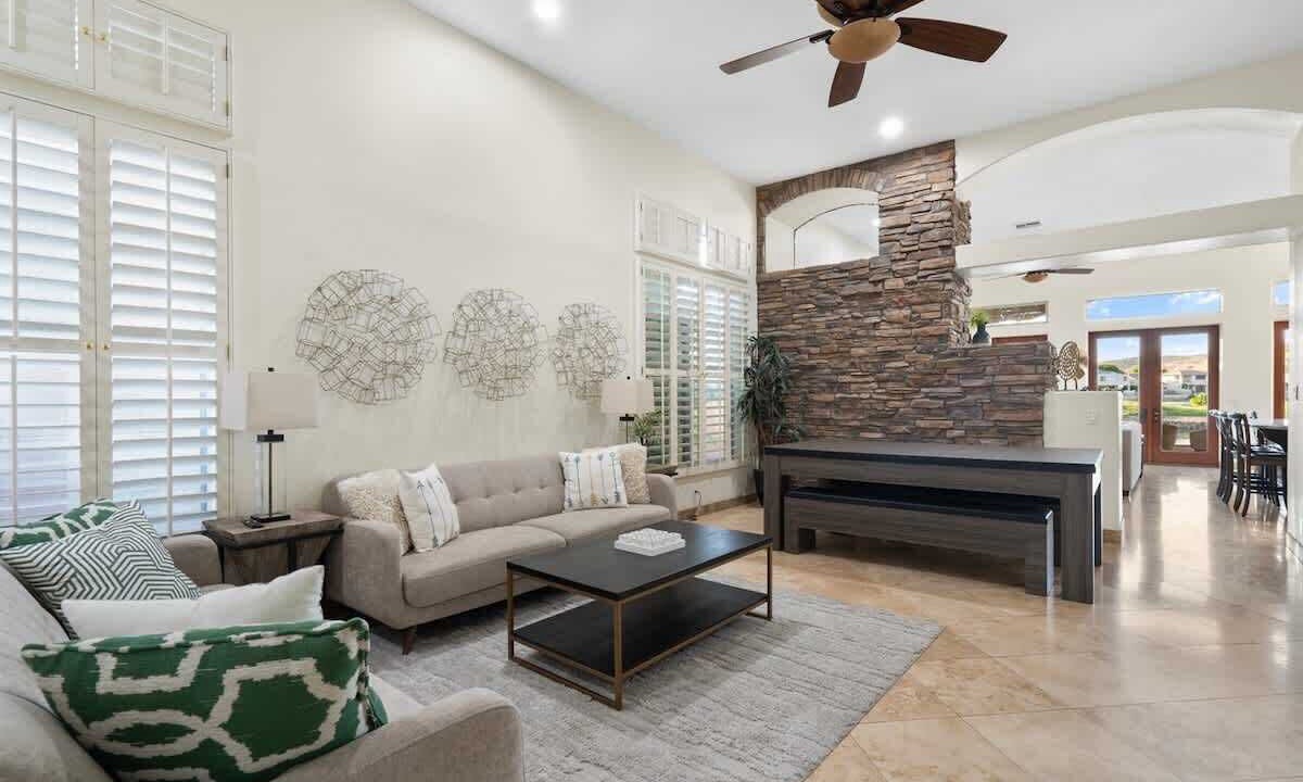 Photo of Livingroom in Arrowhead Ranch