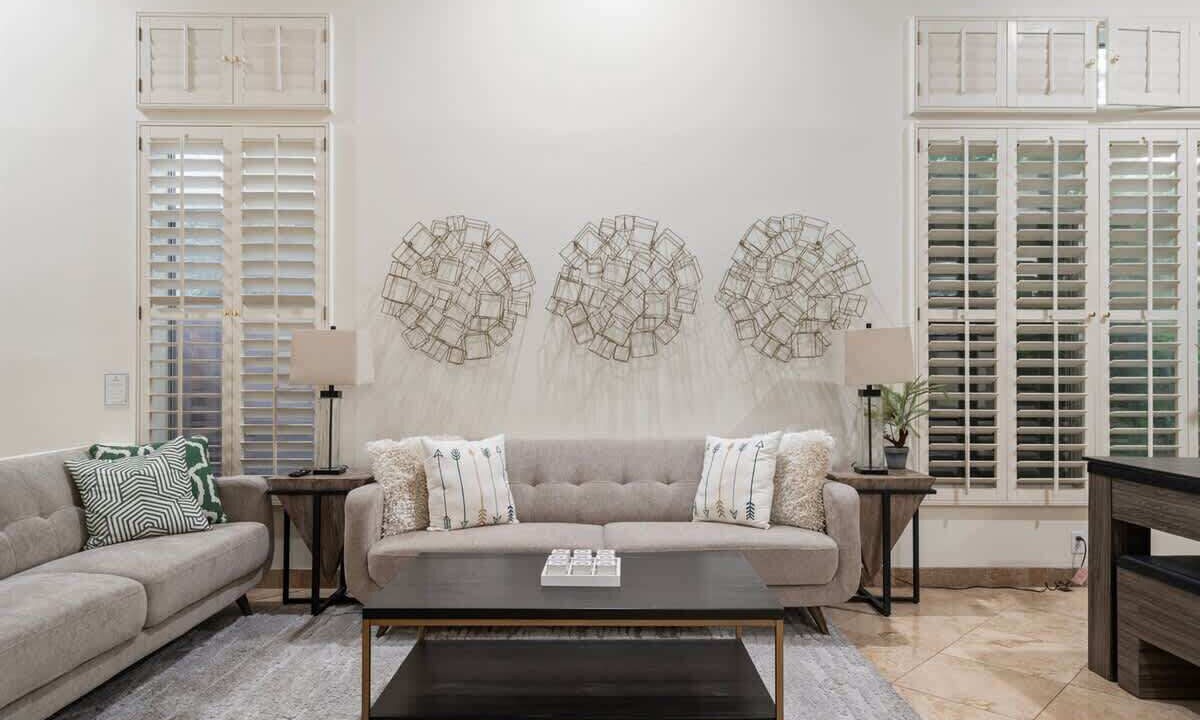 Photo of Livingroom in Arrowhead Ranch