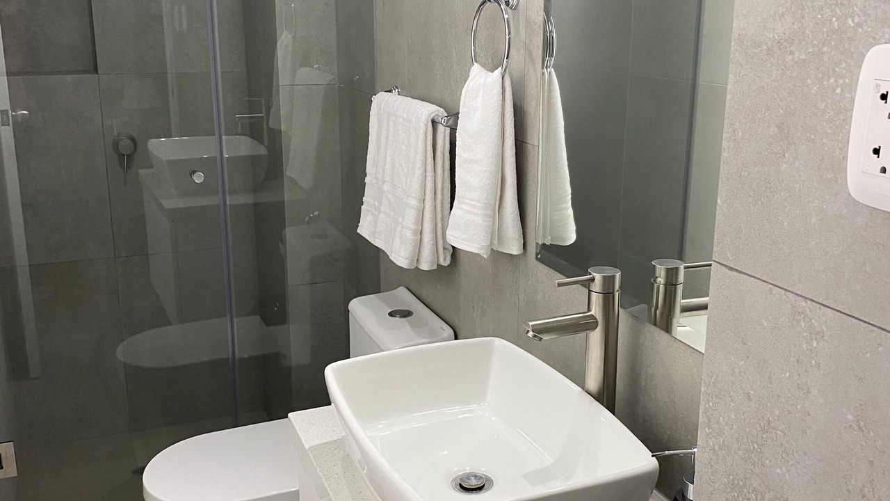 Photo of Bathroom in Cerro Colorado District