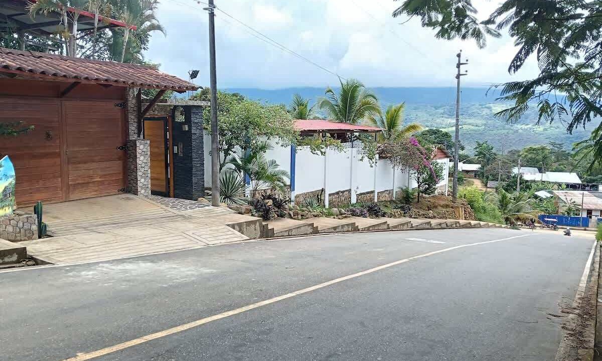 Photo of Outdoor in Lamas