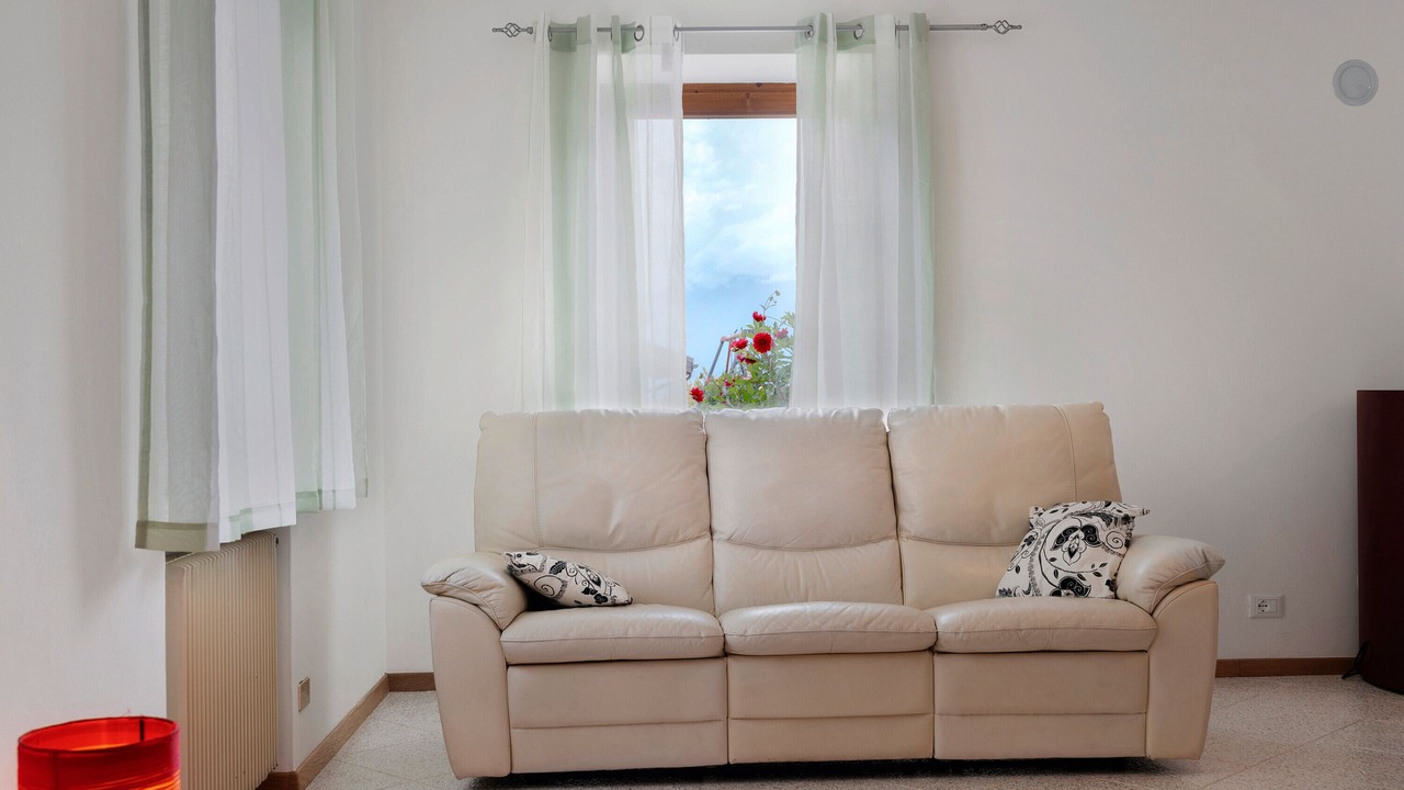 Photo of Livingroom in Romeno