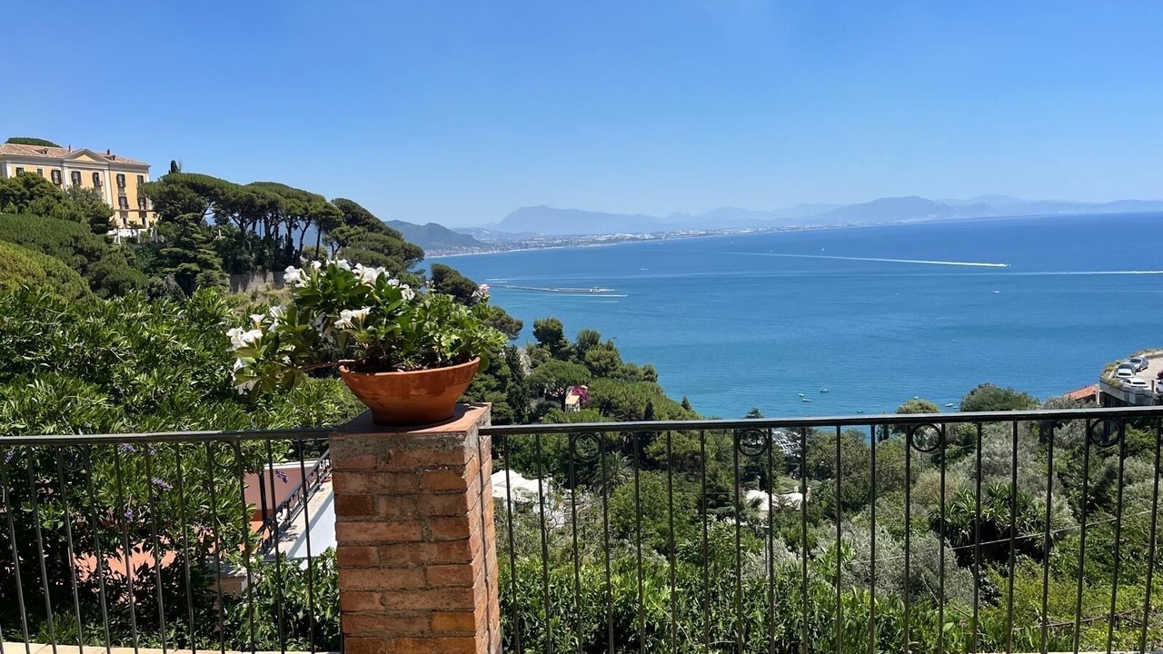 Photo of Outdoor in Raito