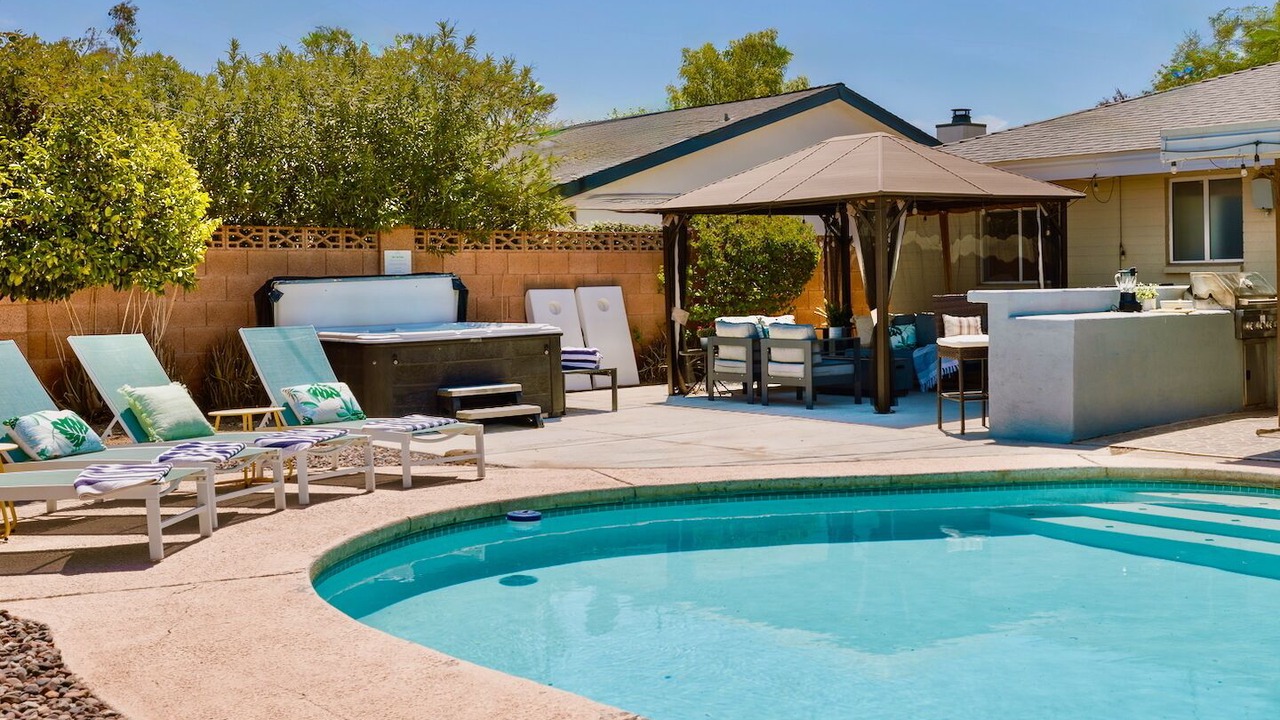 Photo of Outdoor in Cox Heights