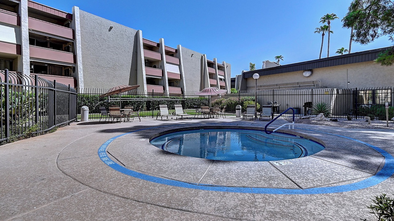 Photo of Outdoor in Entertainment District