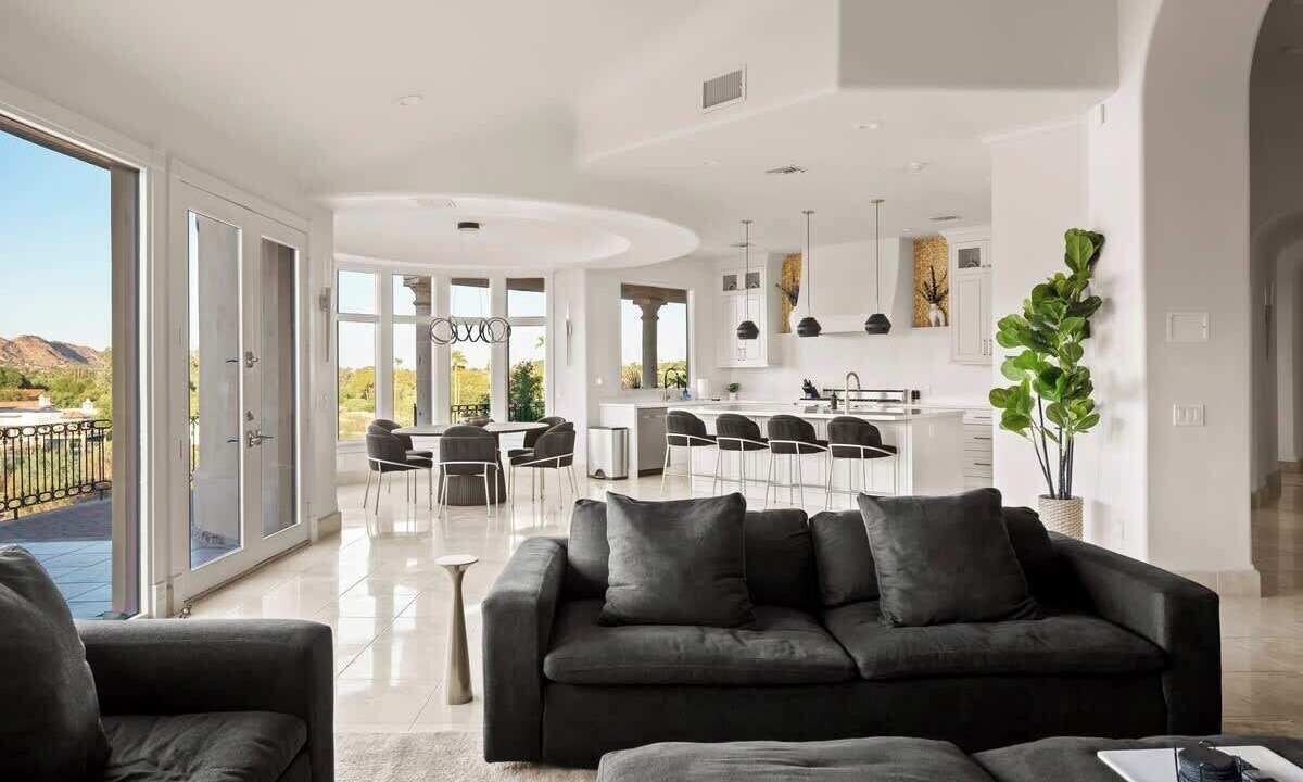 Photo of Livingroom in Paradise Valley