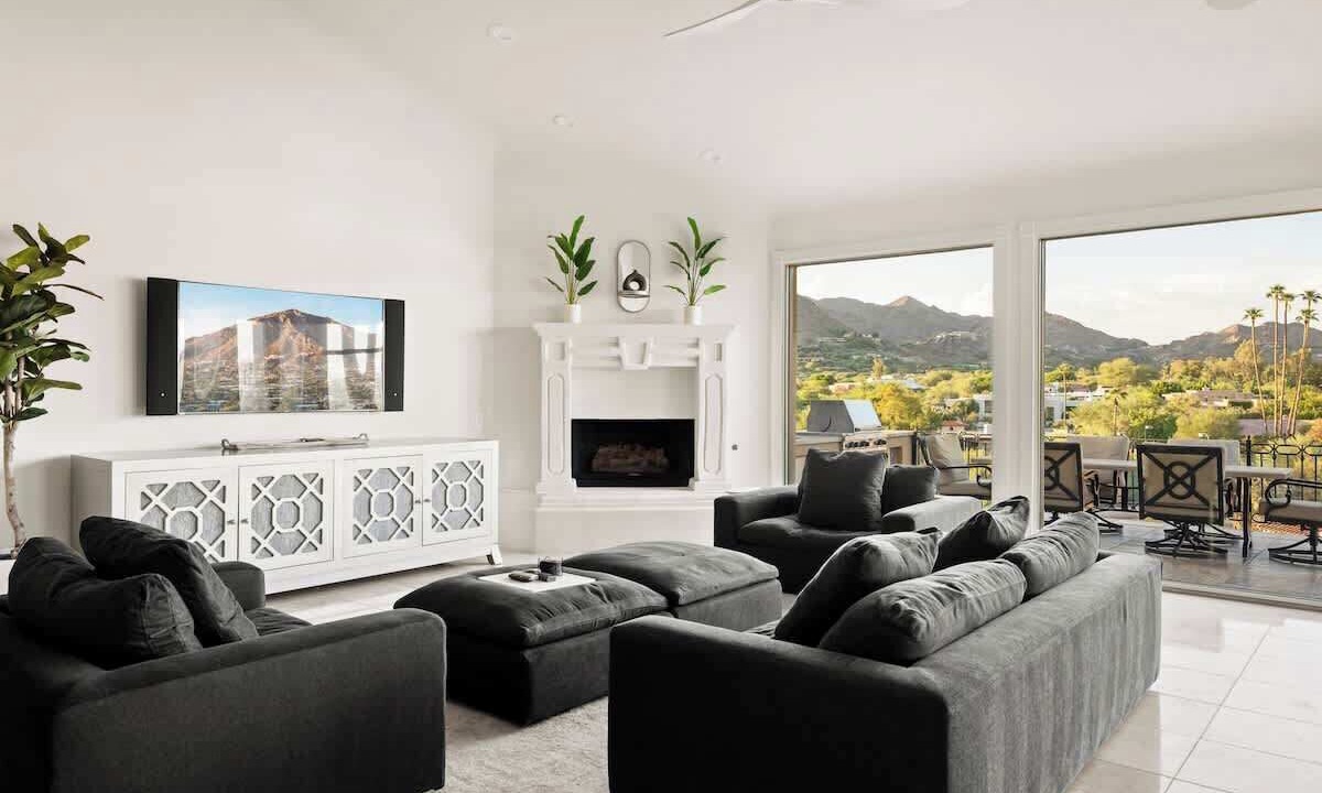 Photo of Livingroom in Paradise Valley