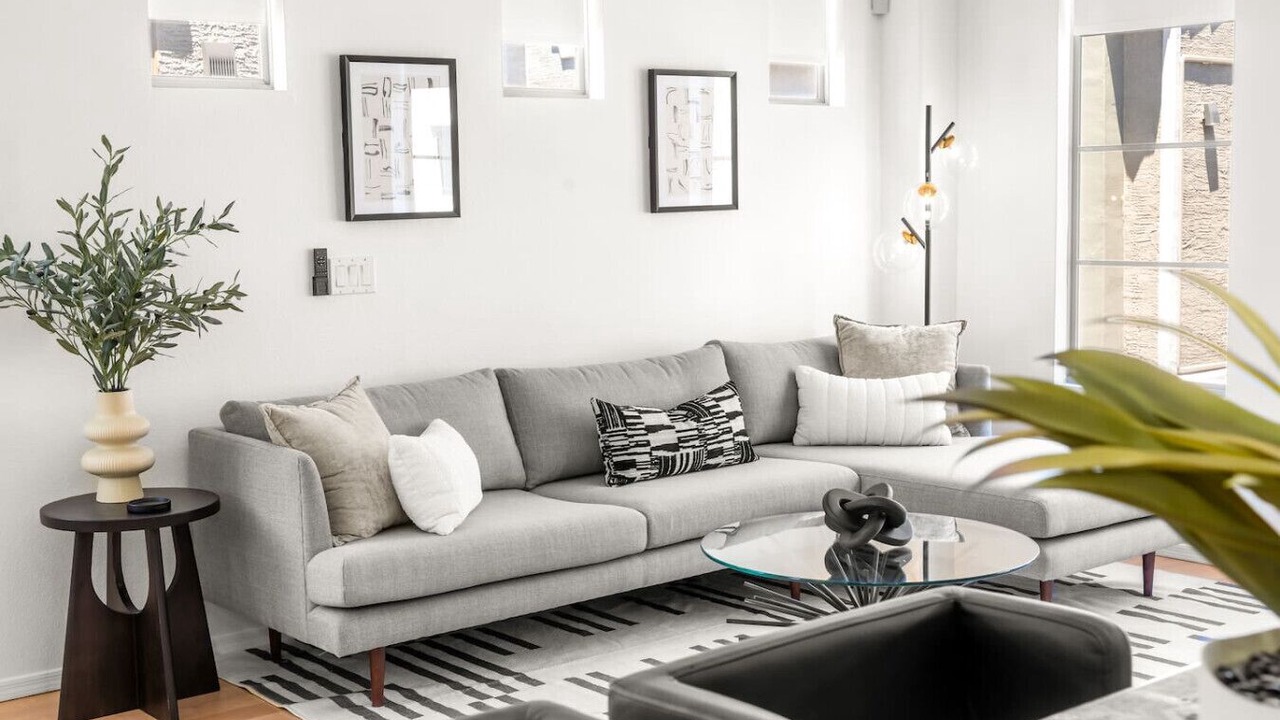 Photo of Livingroom in Tempe