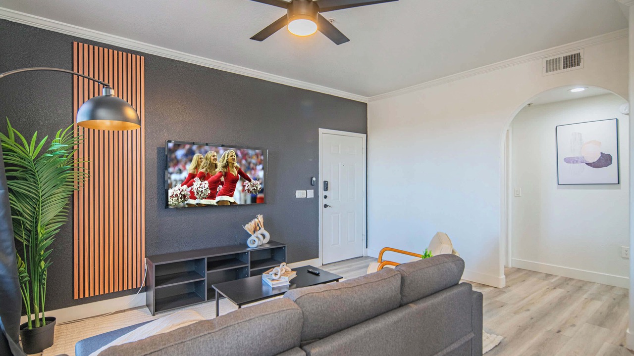 Photo of Livingroom in Glendale Sports and Entertainment District
