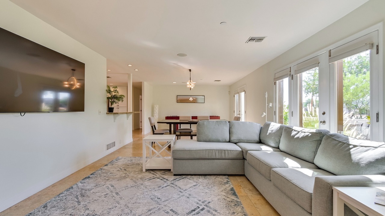Photo of Bedroom in Central Scottsdale