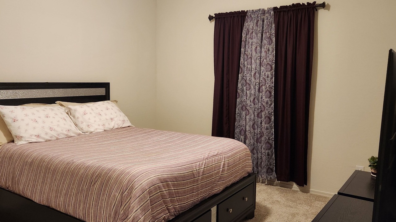 Photo of Bedroom in Maricopa