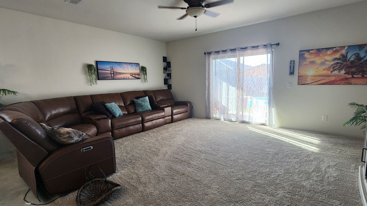 Photo of Livingroom in Maricopa