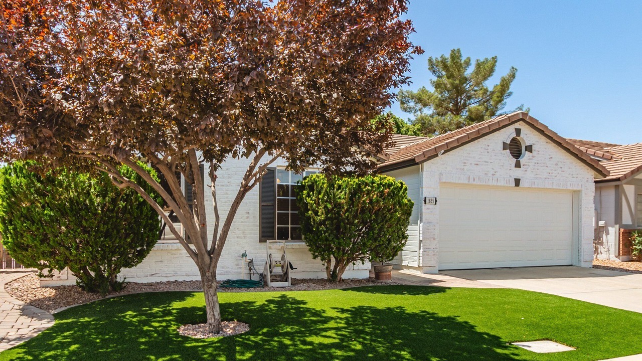 Photo of Outdoor in Val Vista Lakes