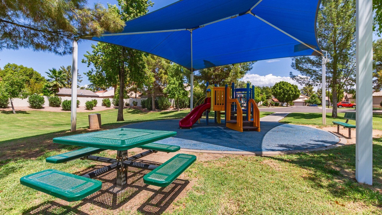 Photo of Others in Val Vista Lakes