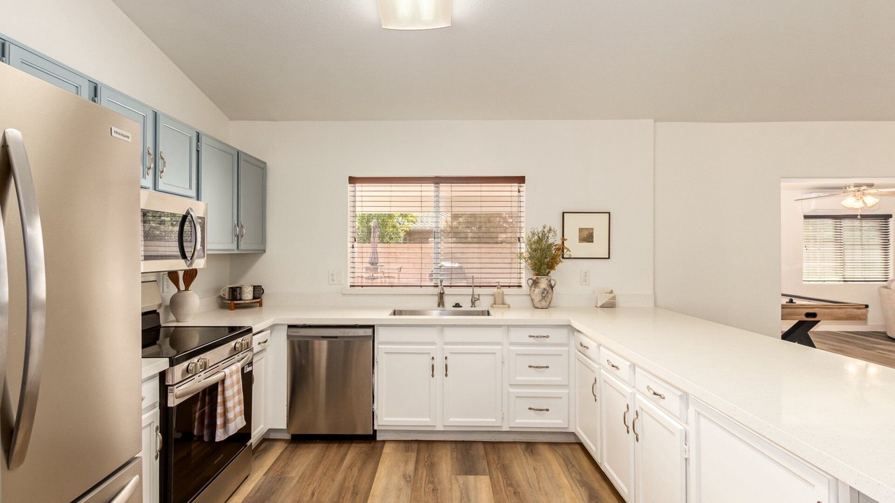 Photo of Kitchen in Val Vista Lakes