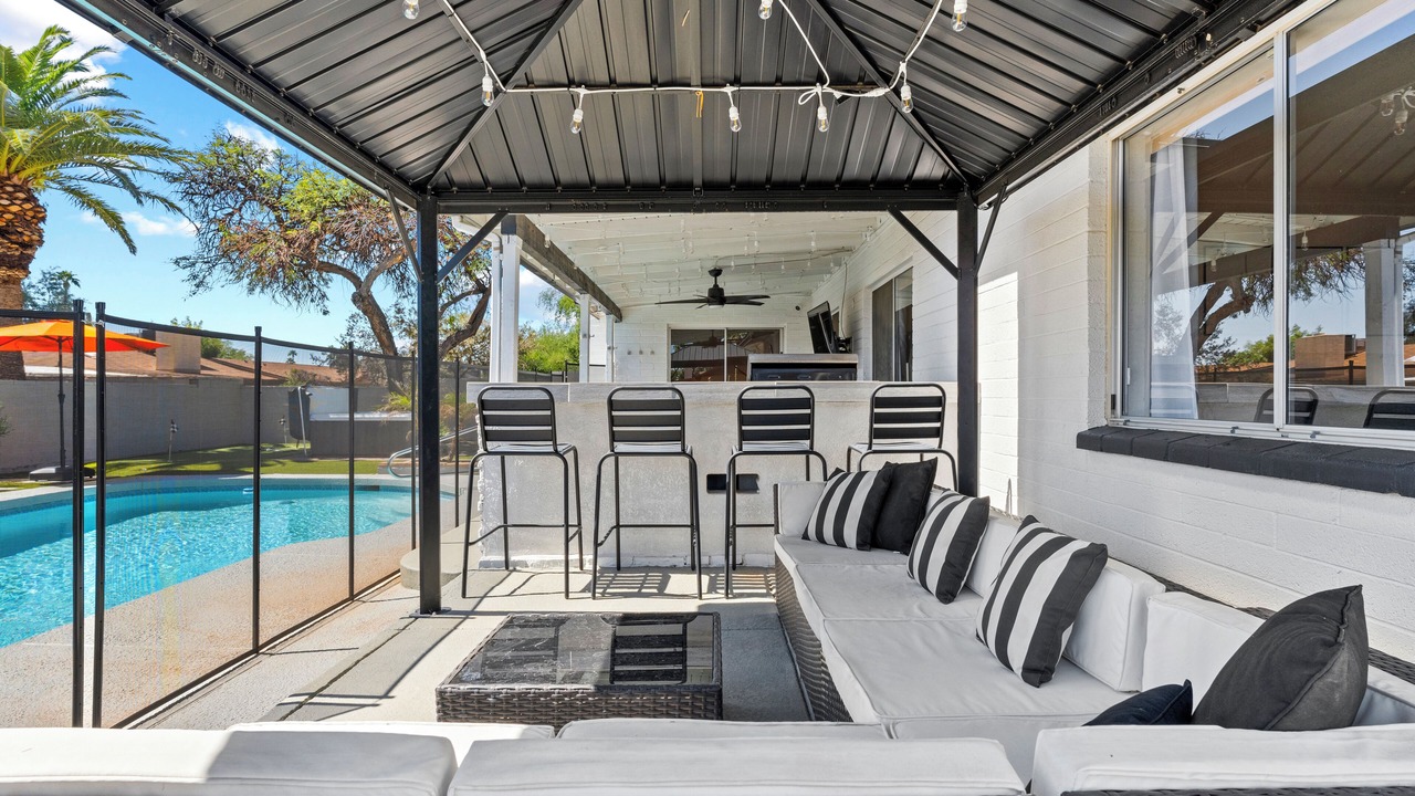 Photo of Patio Balcony in La Paz At Desert Springs