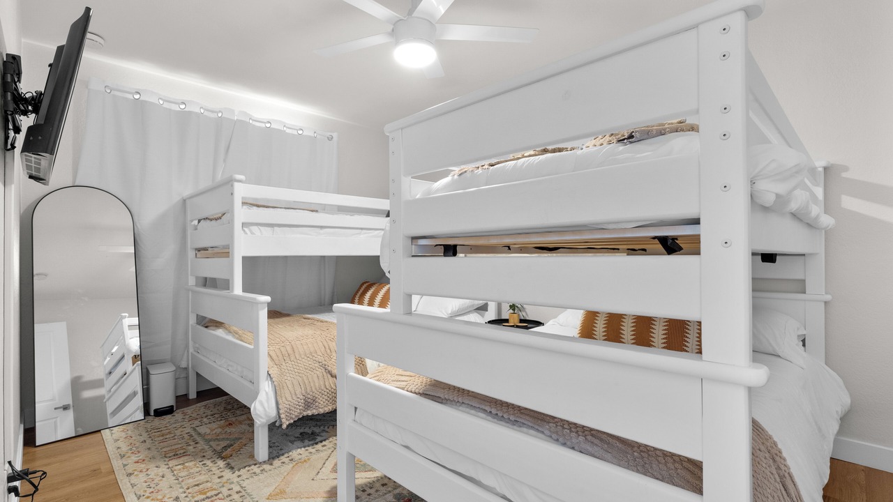 Photo of Bedroom in La Paz At Desert Springs