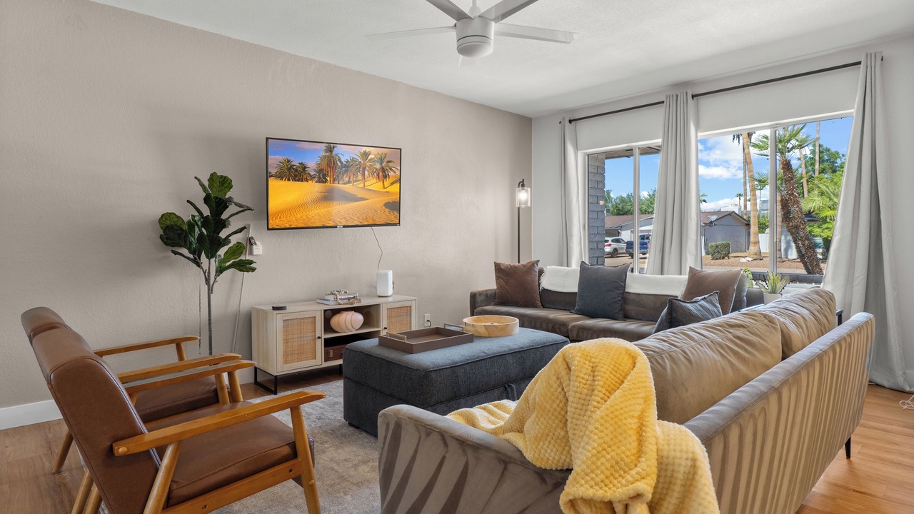 Photo of Livingroom in La Paz At Desert Springs