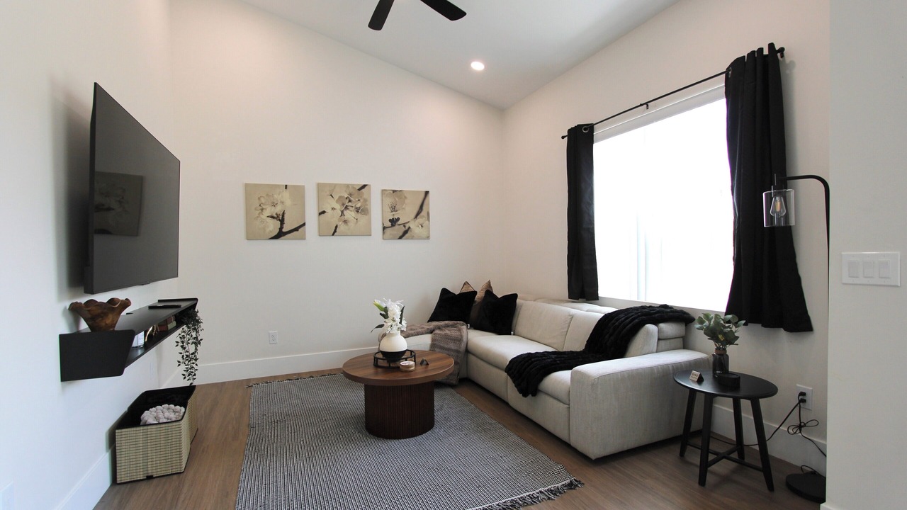 Photo of Livingroom in Chandler