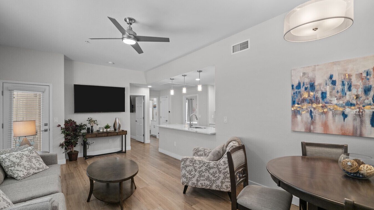 Photo of Livingroom in River Walk