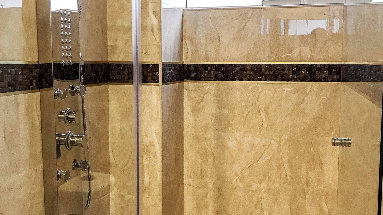 Photo of Bathroom in San Fernando