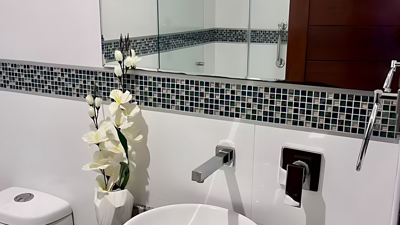 Photo of Bathroom in San Fernando