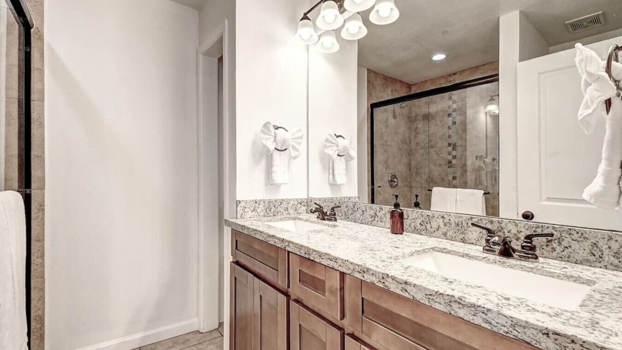 Photo of Bathroom in Paradise Valley Village