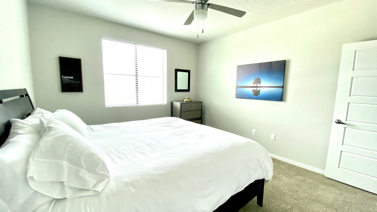 Photo of Bedroom in Downtown
